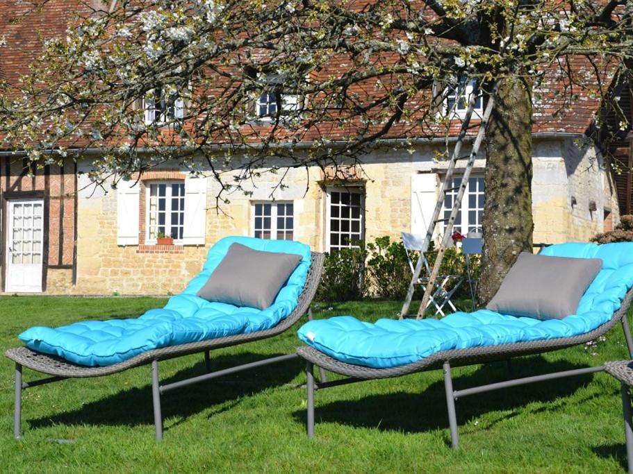 Maison d'Hôtes la Bihorée Saint-Germain-de-Livet Exterior foto
