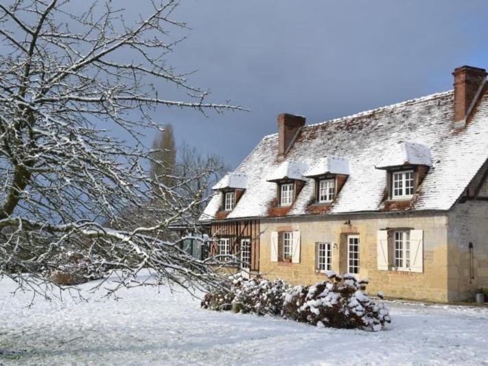 Maison d'Hôtes la Bihorée Saint-Germain-de-Livet Exterior foto