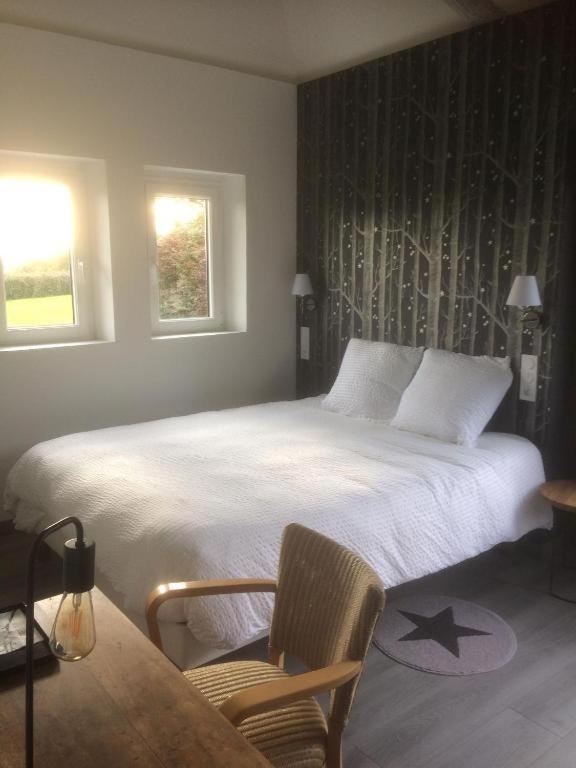 Maison d'Hôtes la Bihorée Saint-Germain-de-Livet Habitación foto